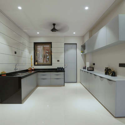 L shaped Kitchen